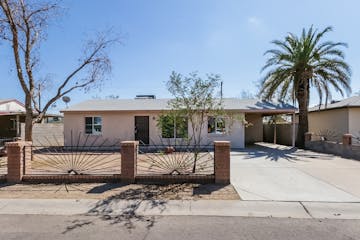 2235 E Nancy Phoenix, AZ 85042